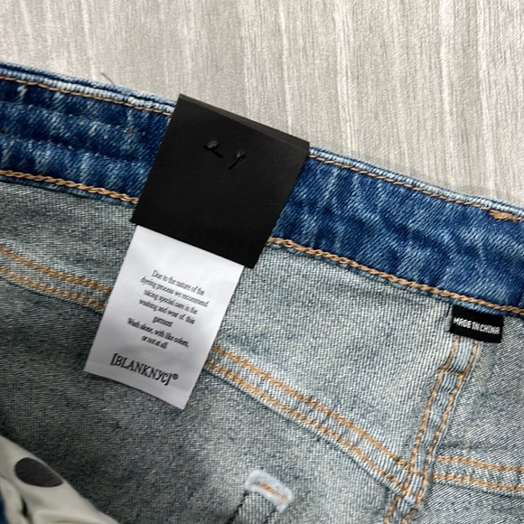 BLANK NYC Baxter Ribcage straight Jeans - Picture 4 of 6